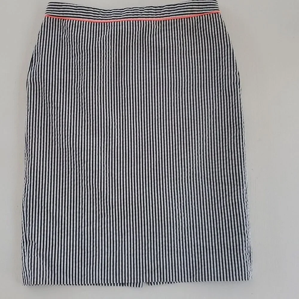 J. CREW NO. 2 PENCIL SKIRT SEERSUCKER SUMMER SZ 2 BLUE CREAM PINK COTTON PREPPY